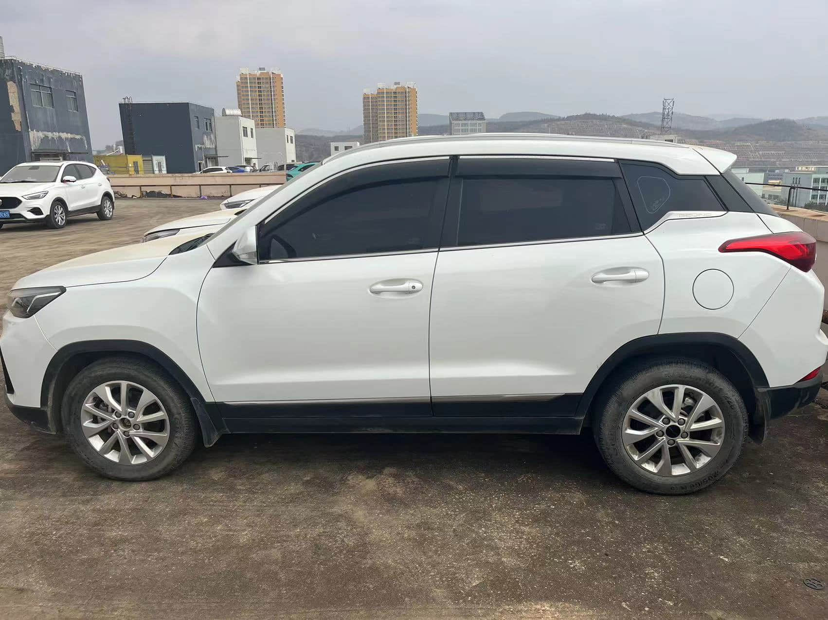 Cheap Used Beijing Zhida X3 2019 1.5T CVT white Manual Gasoline SUV Voiture occasion pas cher Second Hand Used Cars For Sale From China
